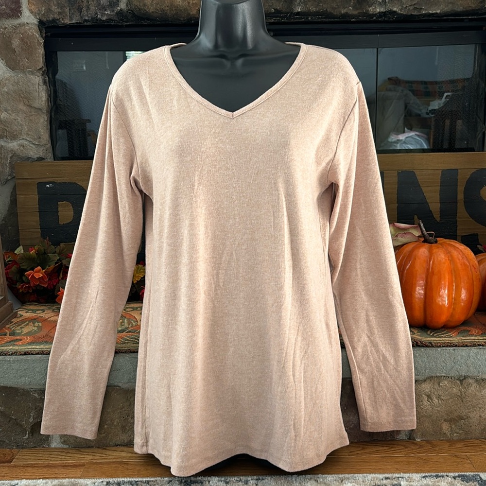 No brand tan v-neck long sleeve top Small
